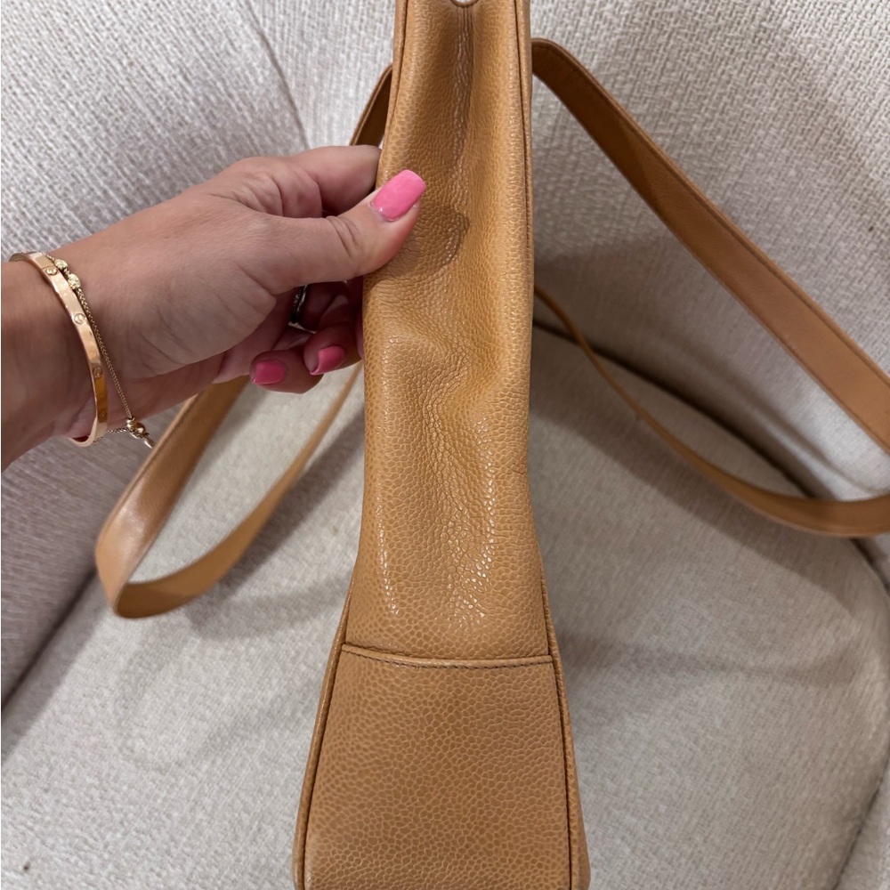 Authentic CHANEL brown caviar leather coco mark tote - Picture 7 of 15